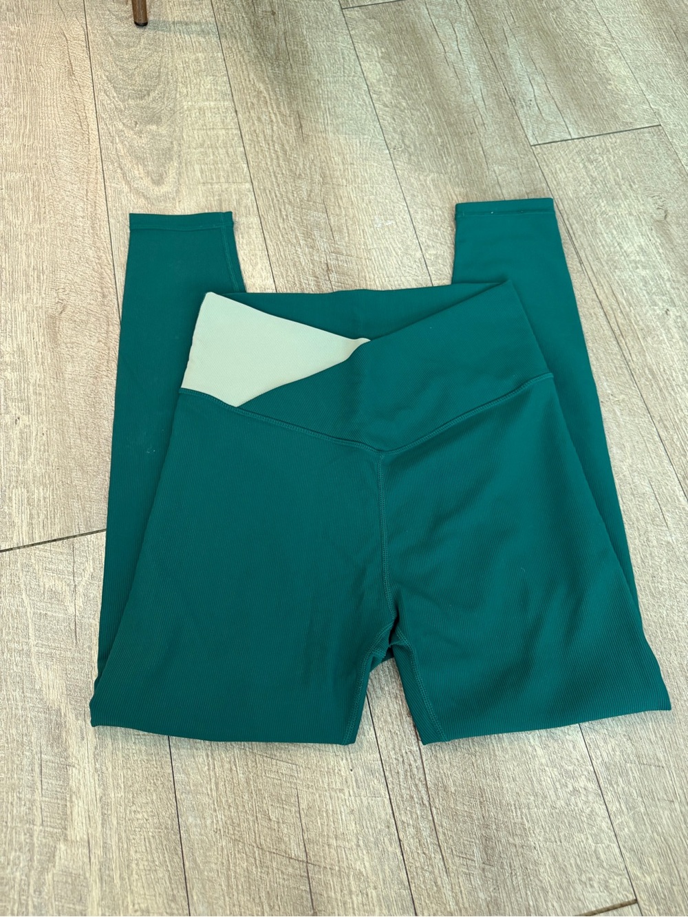 Women’s WILO High-Waist Active Leggings with Contrasting Waist Panel